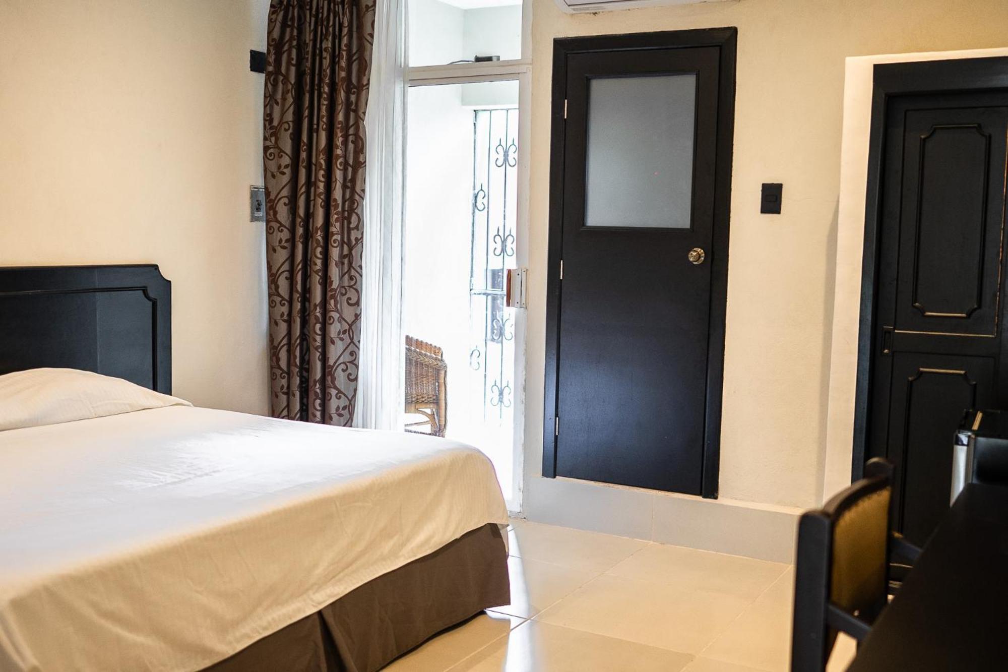 Hotel Maria De La Luz Βαγιαδολίδ Εξωτερικό φωτογραφία