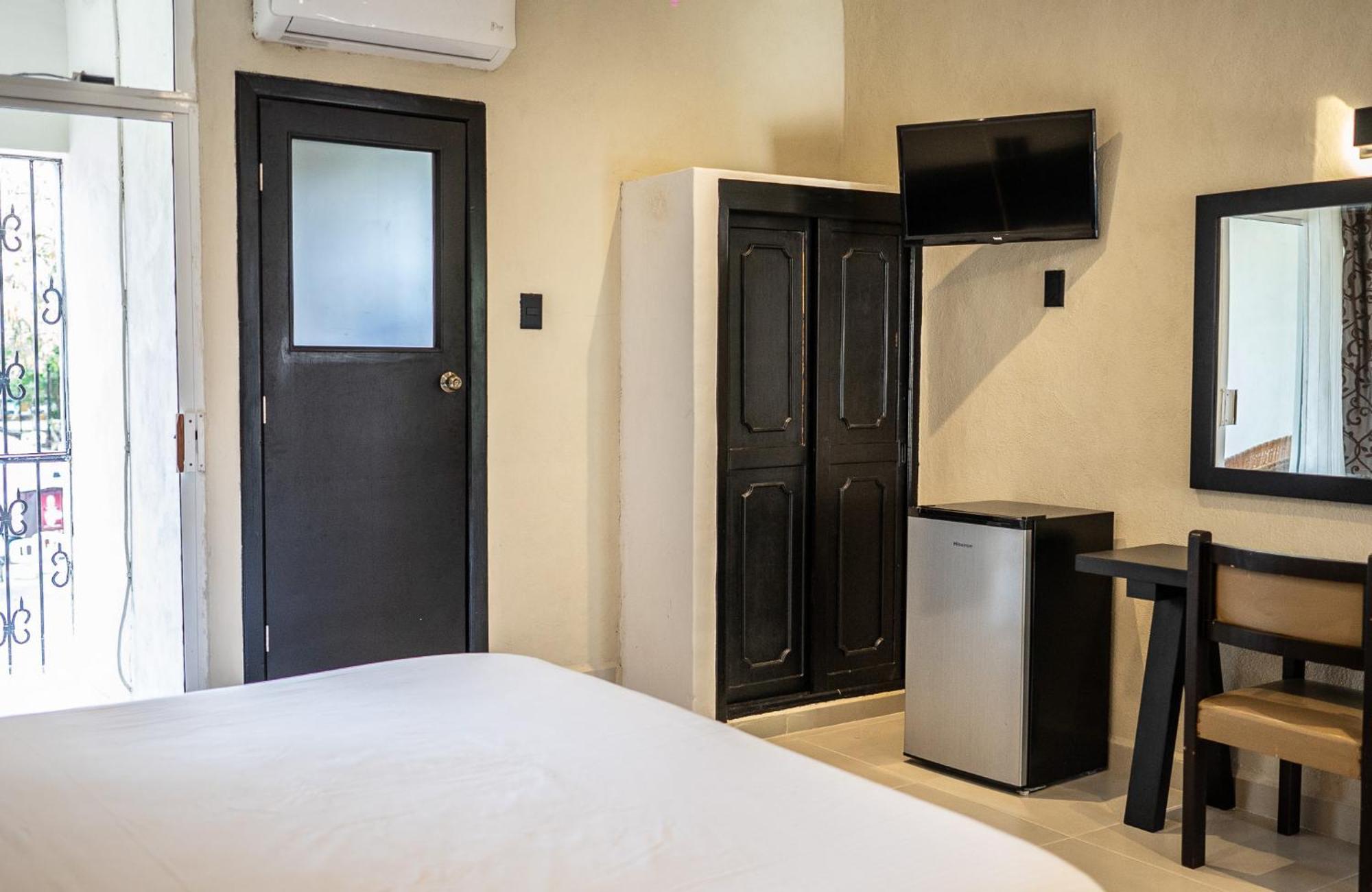 Hotel Maria De La Luz Βαγιαδολίδ Εξωτερικό φωτογραφία